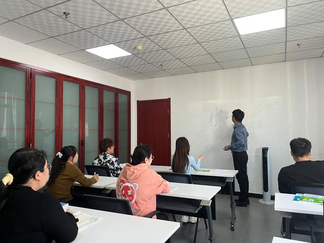 深耕教育咨詢，賦能未來發(fā)展——探索多元信息服務的價值之路
